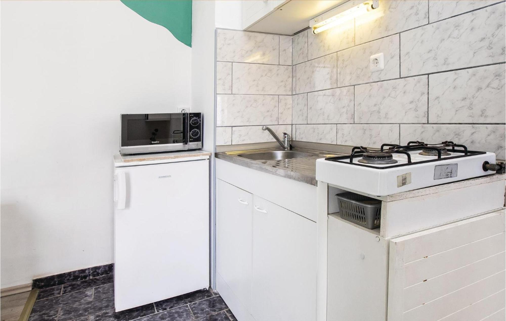 Cozy Apartment In Split With Kitchenette Esterno foto